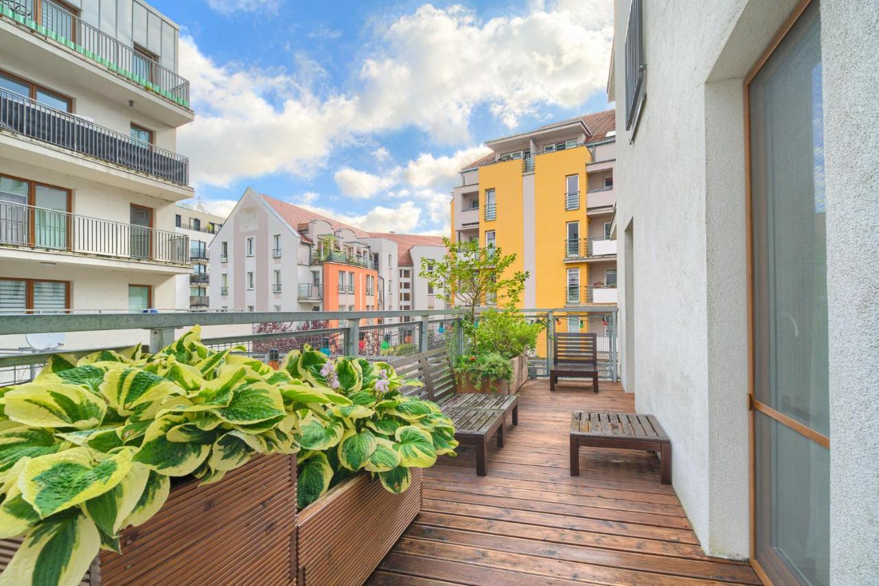 Warta River Comfort Apartment Poznan Exterior photo